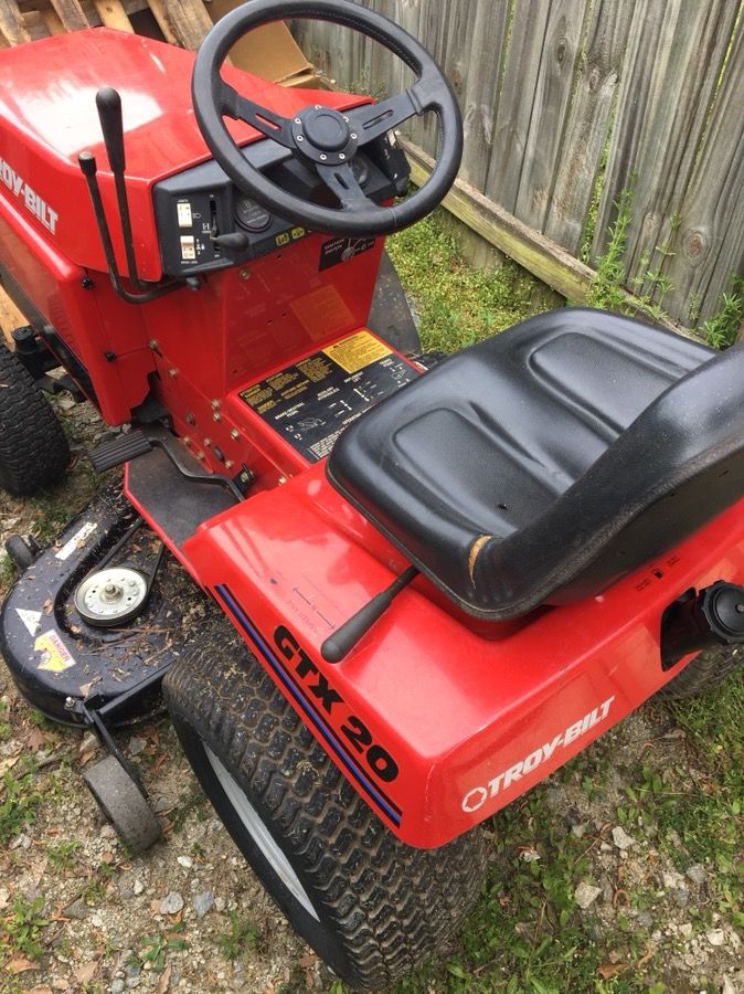 Troy Bilt GTX 20 Garden Tractor