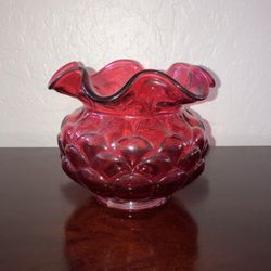 Vintage Fenton cranberry glass scalloped Jacqueline rose bowl ruffled edge