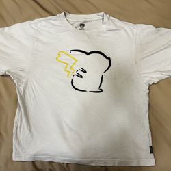 Uniqlo Nintendo Pokemon Pikachu Collab White T-Shirt Size M