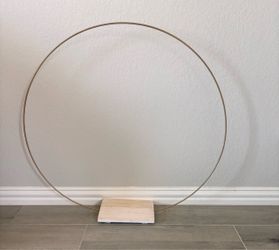 Round Balloon Arch with Stand