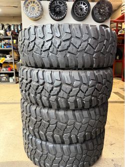 40x13.50r17 COOPER DISCOVERER $600