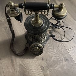 Antiguo teléfono
