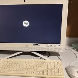 HP Desktop In White