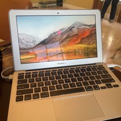 2015/16 MacBook Air 11 1.6Ghz i5 4GB 128GB SSD 