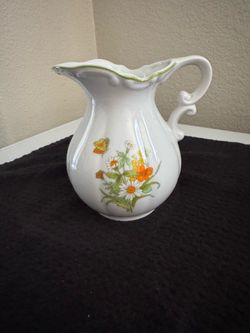 Milk pitcher