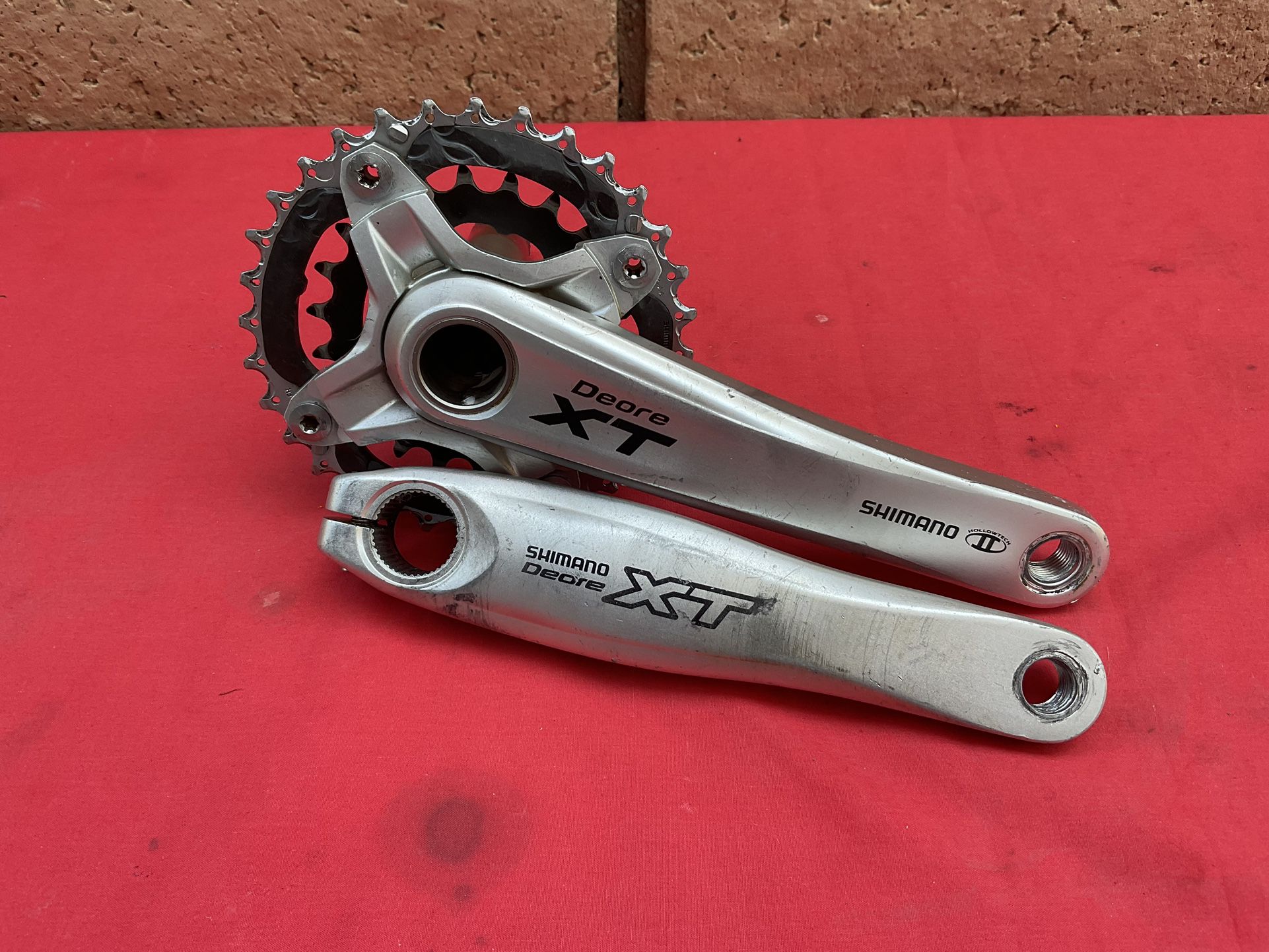 Shimano Xt Crankset Arms Missing Top Chain Ring 