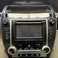 2012-2017 Toyota Camry Radio And Climate Control