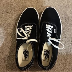 Men’s Black Vans shoes size 10