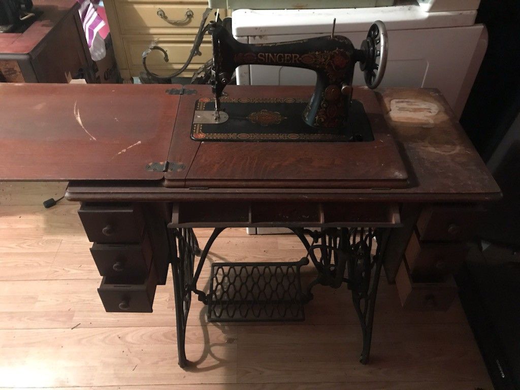 Antique Singer Sewing Machine 