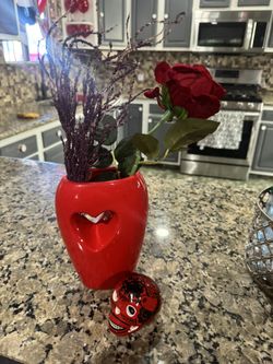 Hard Base With A Rose