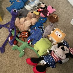 Plushies toys (very good condition) -$20