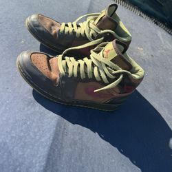 Jordan’s Ones Size 8.5 In Men $40.00 Bucks