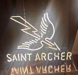 ST. ARCHER LIGHTED BEER SIGN !