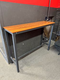 5 high tables new condition