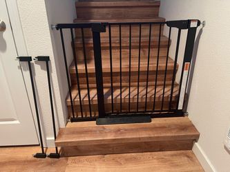 Black Metal Baby Safety Gate with Extension