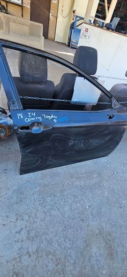 Toyota camry right door oem