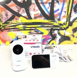 Vtech VM819 White 2.8 in LCD Two Way Talk Screen Video Baby Monitor And Camera