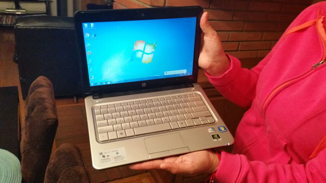 HP Mini 311 Notebook Laptop with Webcam and HDMI Port