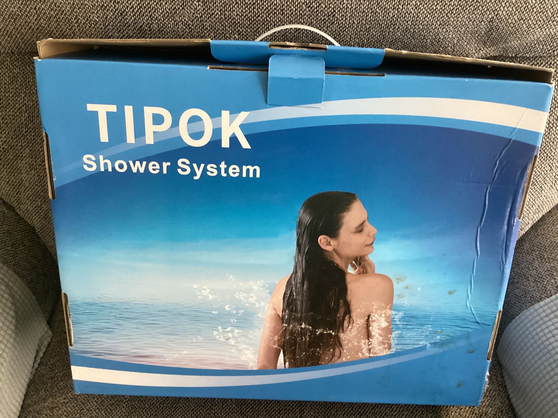 TIPOK SHOWER SYSTEM. BRUSHED GOLD 10-PIECE. NEW