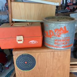 Old pal Fishing Tackle Box A D Minnow Bucket 