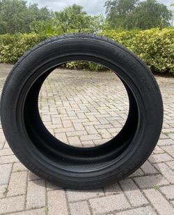 Travelstar UN66 285/45R22 114H XL (Extra Load) Rated High Performance (HP) SUV & Crossover Tire New 