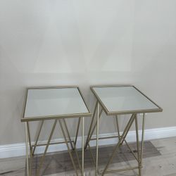 Luxury Nightstand (MIRRORED)