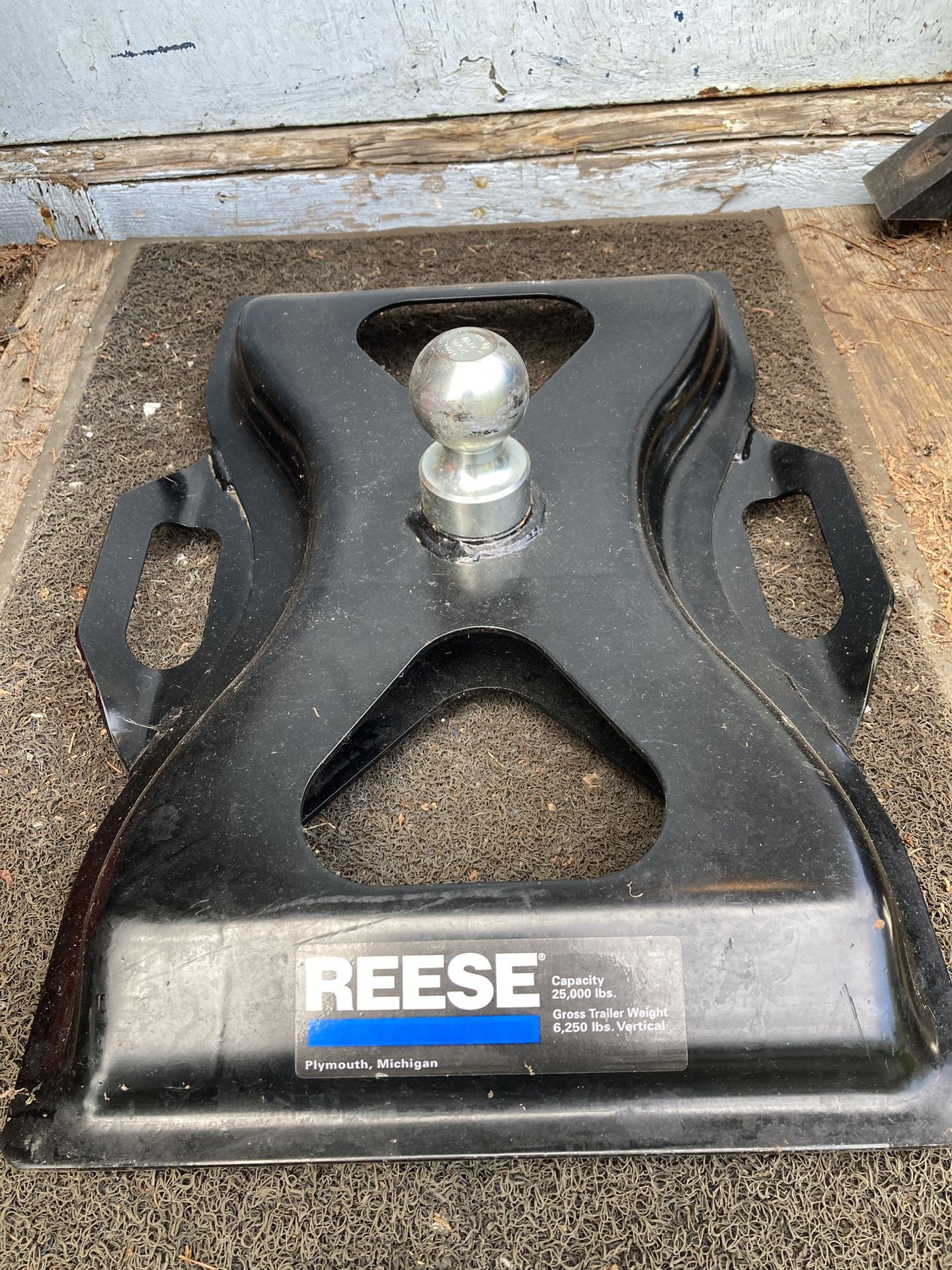 Reese Gooseneck Hitch