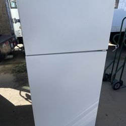 Amana Refrigerator 