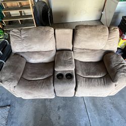 love seat recliner couch (need gone asap) 