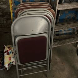 Folding Chairs 