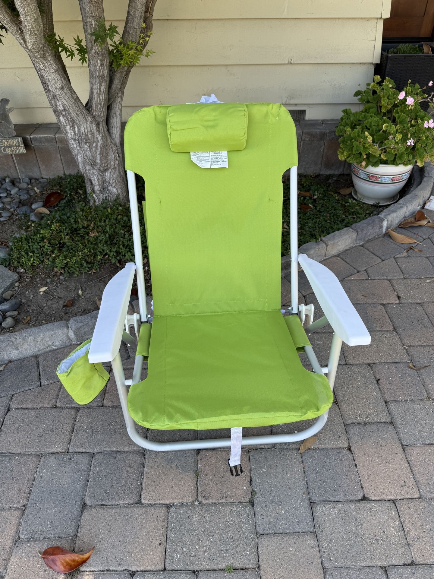 New Backpack Beach Chair