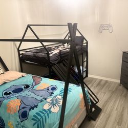 Triple Twin Bed Set