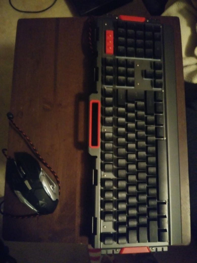 psfy black and red gaming keyboard/mouse