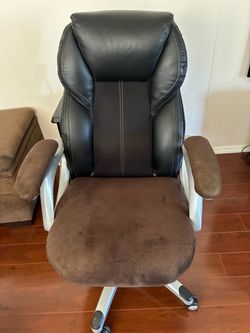 Computer chair