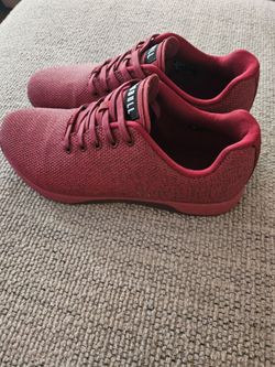NOBULL shoes like new