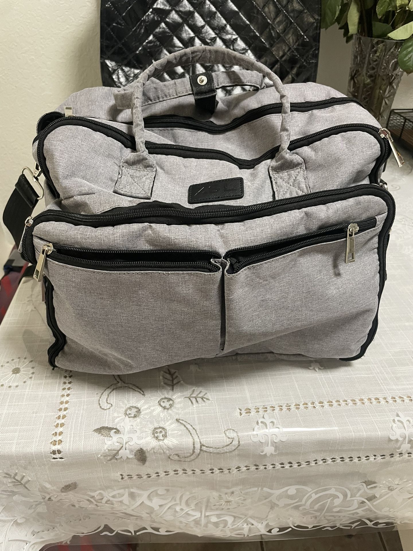 Bag/Backpack for infants (Used-Perfect Condition)