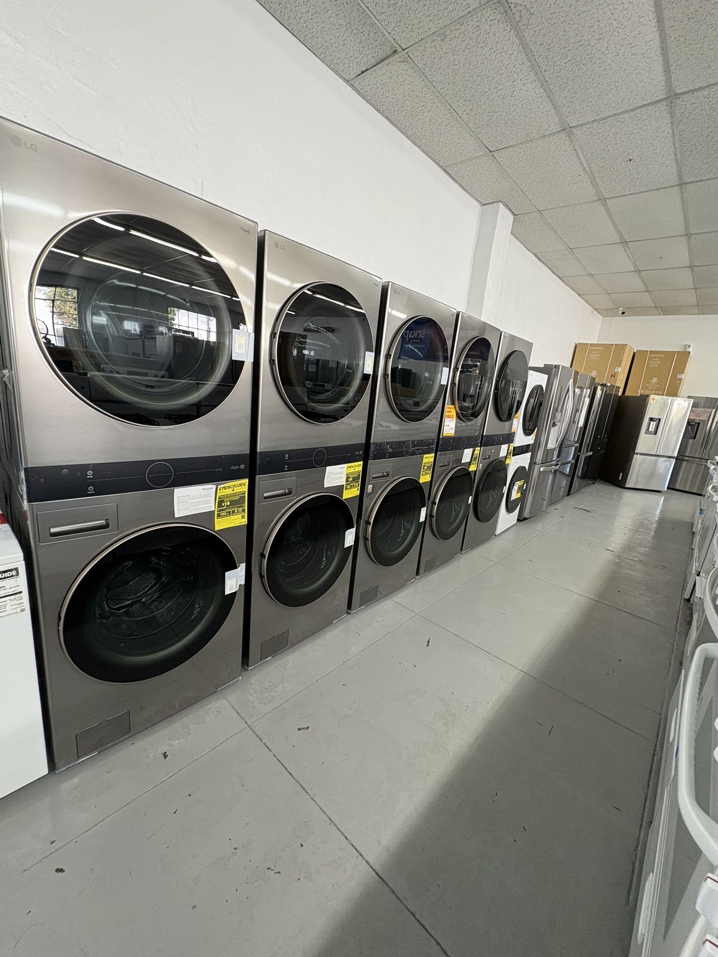 LG WashTower Stacked SMART Laundry Center 4.5 Cu.Ft. Front Load Washer & 7.4 Cu.Ft. Gas Dryer in Graphite Steel