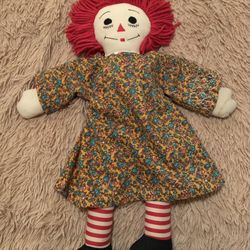Vintage Raggedy Ann doll