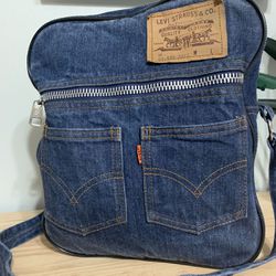 Extremely rare 1970s Levi’s side bag