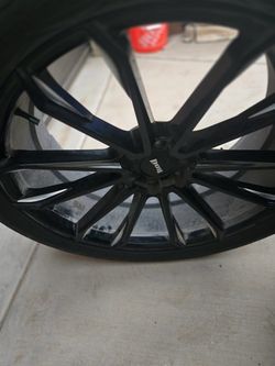 24s dub Tahoe or Silverado