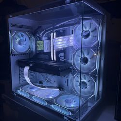 White Gaming Pc Computer Desktop RTX 5070 / i7 / 1440p / 4K Beast