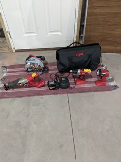 SKIL 18 VOLT POWER TOOLS COMBO