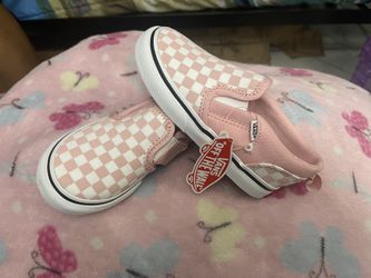 Vans ( Pink Checkerboard ) 