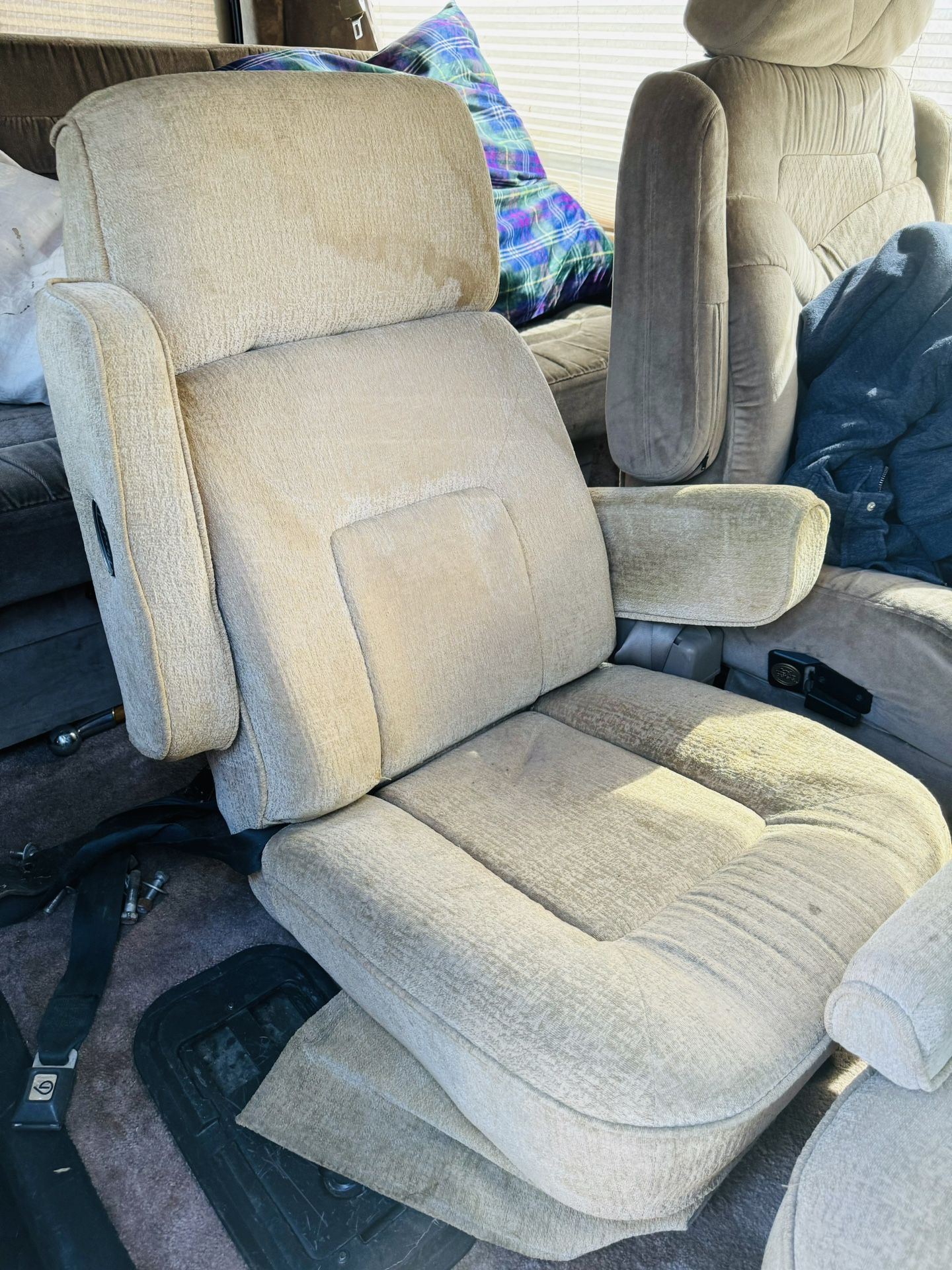 Swivel Seats