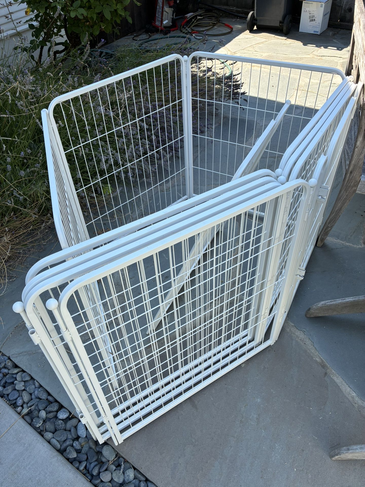 Adjustable White Metal Pet Playpen / Baby Gate – $70 (San Rafael)