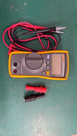 Fluke 113 multimeter