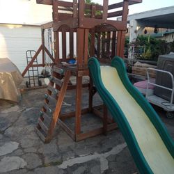Backyard Fort Swing Set