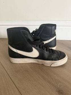 Nike blazers in Black