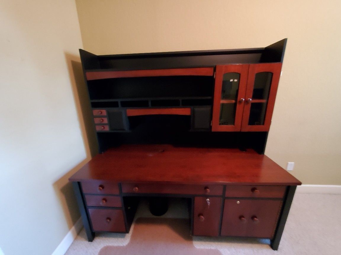 Office Computer Desk With Hutch VERY Solid With Key Speaker Cabinet 