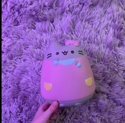 Pushing in hello Kitty costume squishy